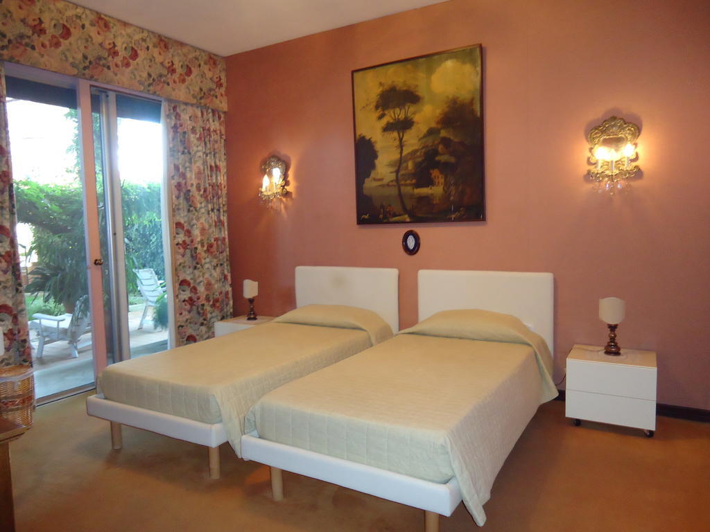 B&B Cottage Dei Consoli Sant'Agata Li Battiati Eksteriør bilde